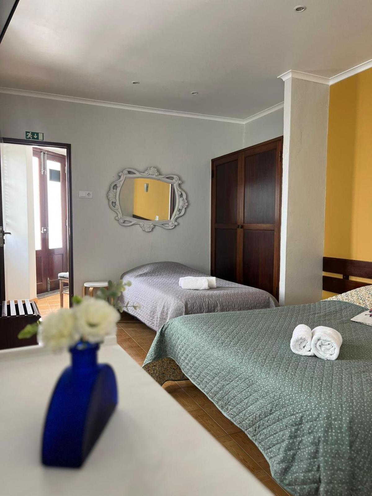 Residencia Aviz Hotel Peniche Room photo